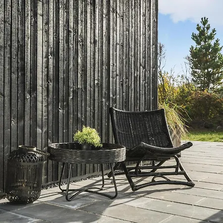 Vakantiehuis Lovely In With Wifi *